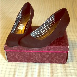 Wedge black shoes - suede